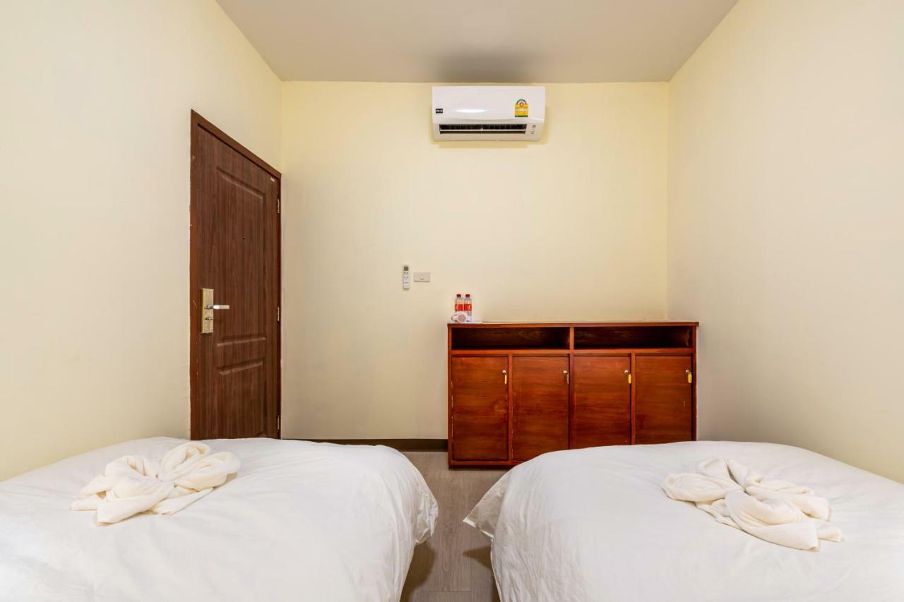 Scala Hostel Bangkok Bagian luar foto
